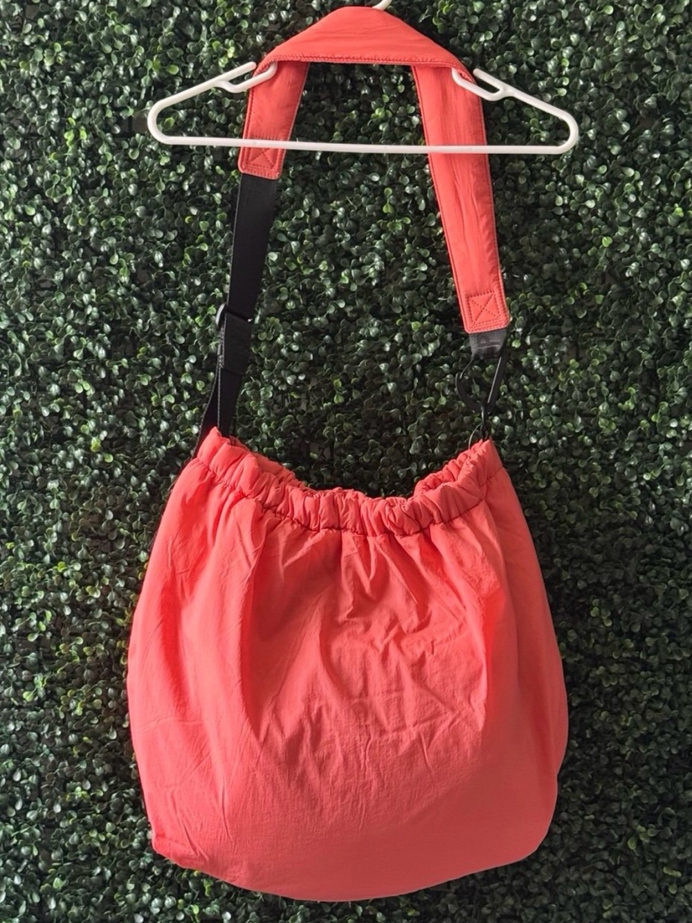 FP MOVEMENT by FREE PEOPLE Rest Day Carryall Bag - Picture 6 of 12
